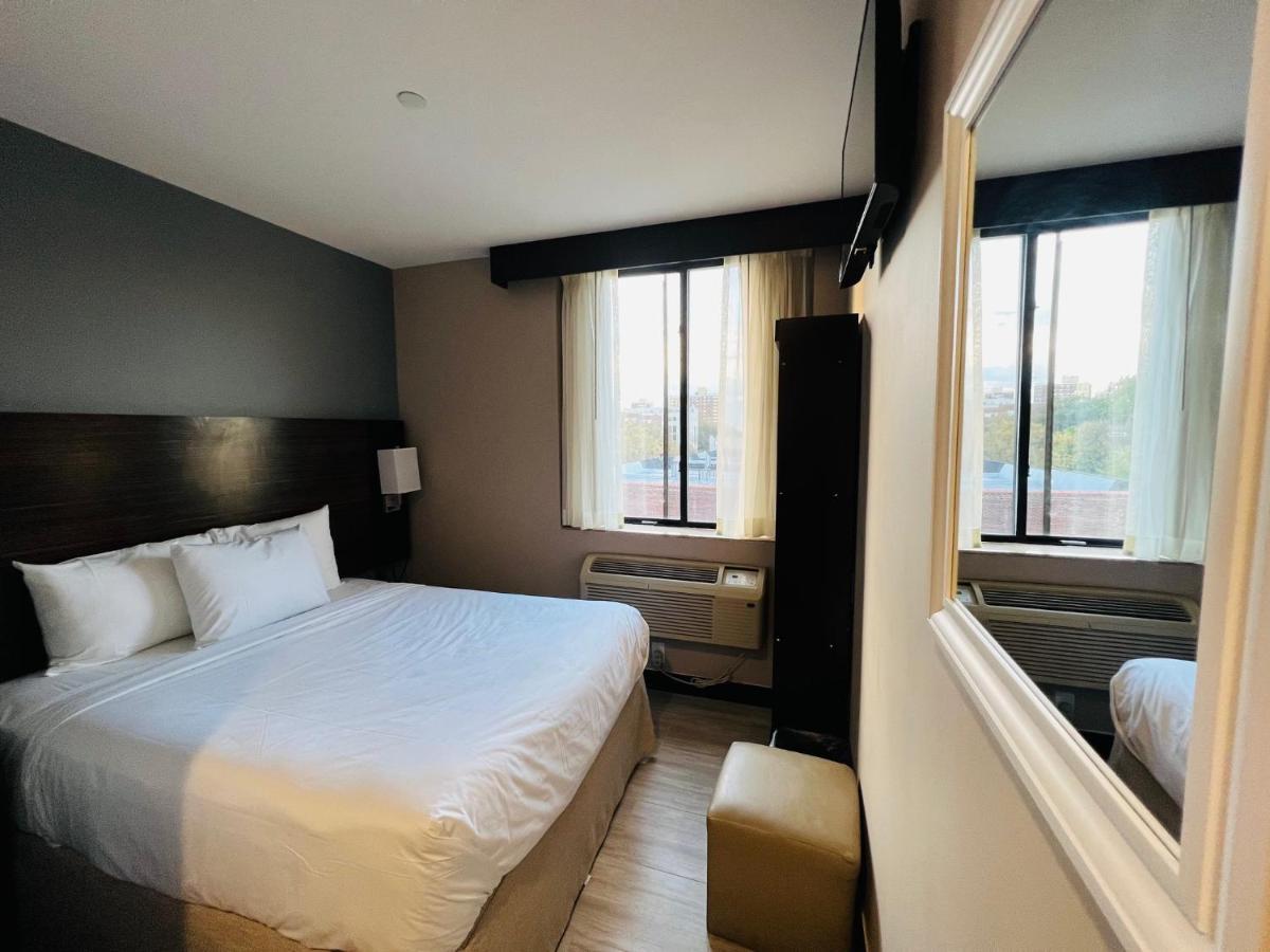 Rockaway Hotel New York Exterior photo