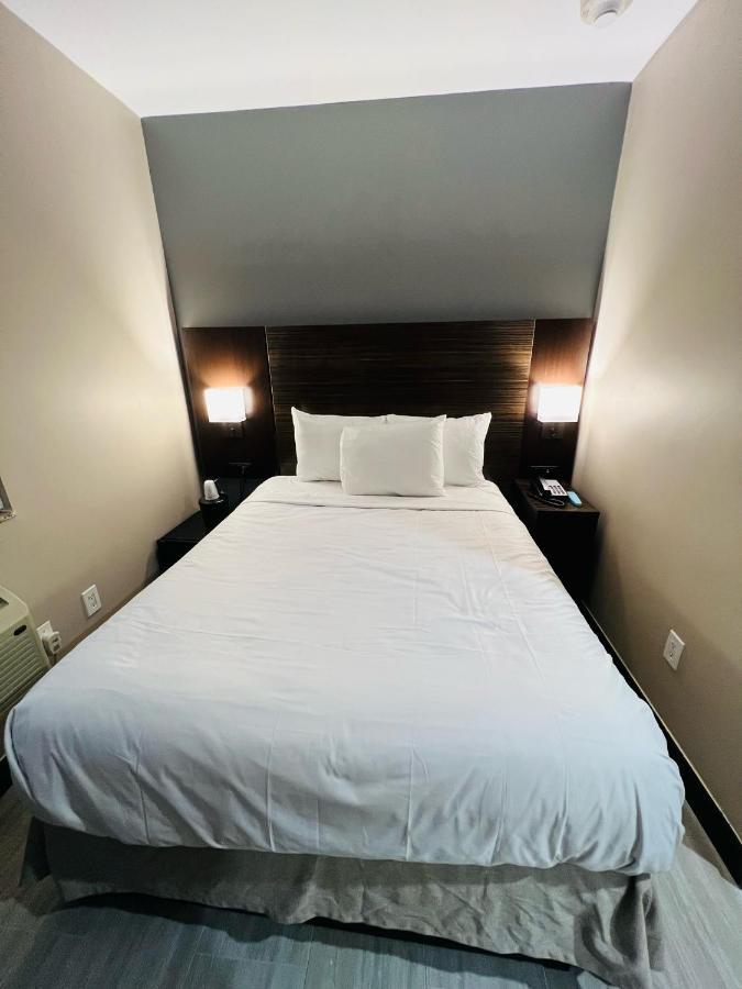 Rockaway Hotel New York Exterior photo